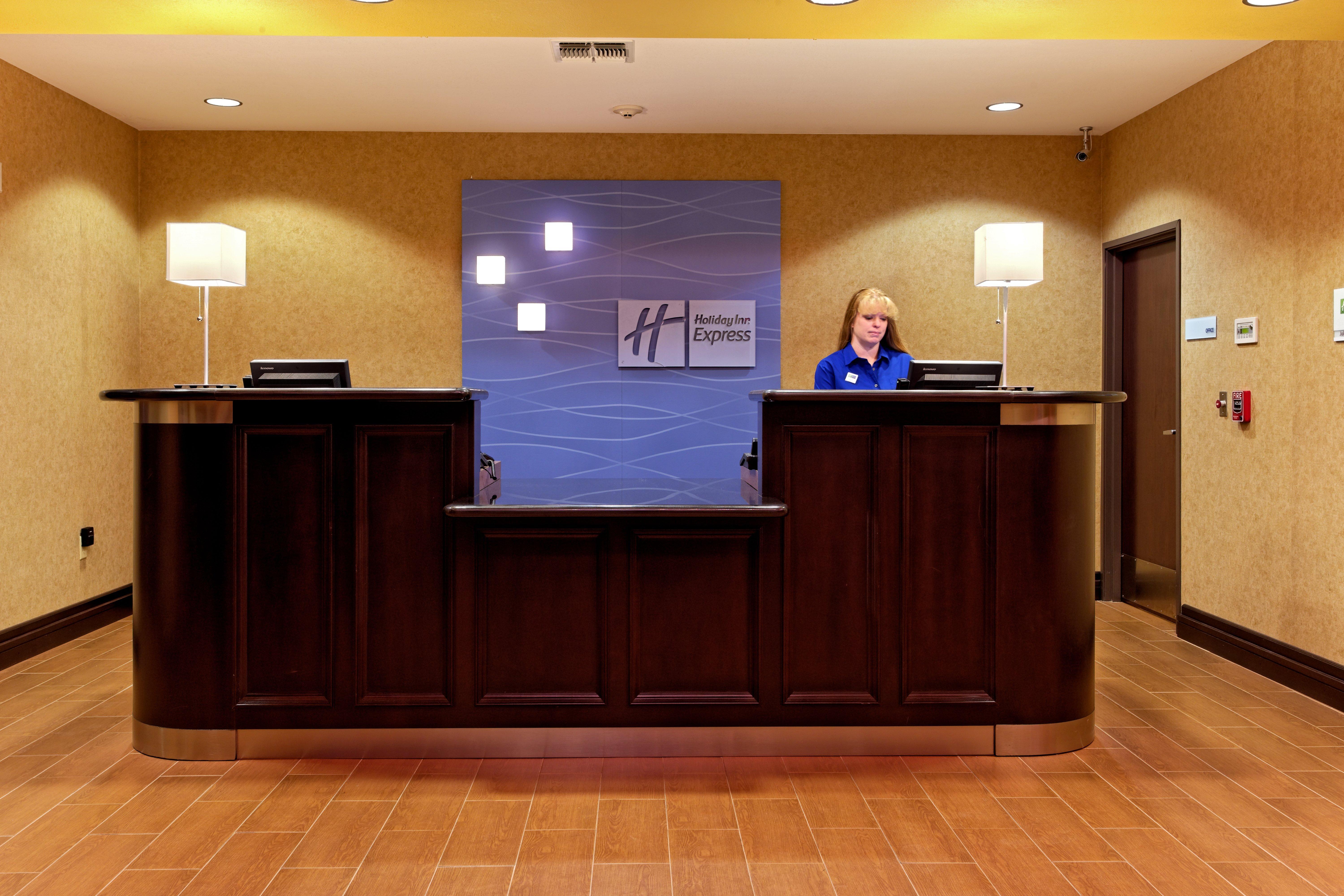 Holiday Inn Express Hotel And Suites - Odessa By Ihg Exterior foto